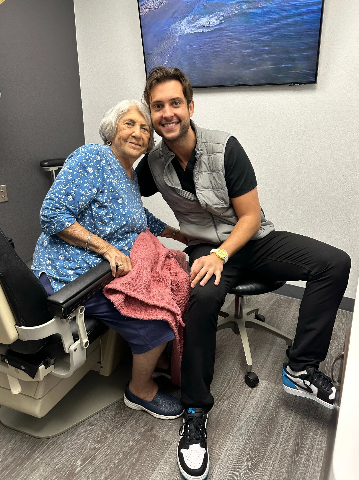 Emergency dentist Miami Beach